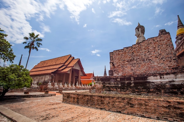 bela cênica de wat yai chai mongkol ayuthaya província tailândia unesco património mundial