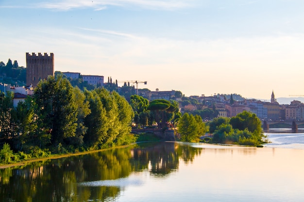 Foto bela cidade italiana, roma apaixonada