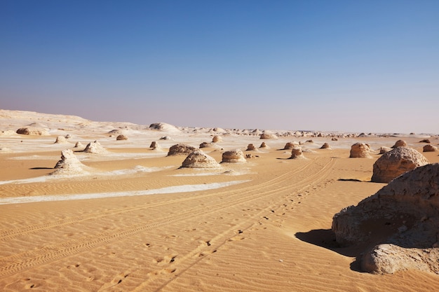 Bela formação de giz no deserto branco, egito, áfrica