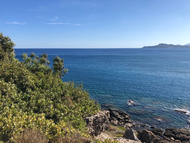 Bela paisagem de verão de Rhodes, Grécia