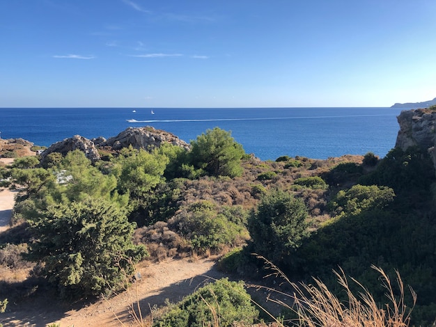 Bela paisagem de verão de Rhodes, Grécia