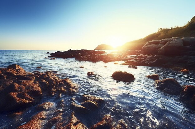 Bela paisagem marítima ao nascer do sol Composição da natureza