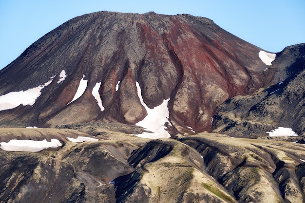 Bela paisagem vulcânica de outono. Extremo Oriente russo, Península de Kamchatka, Eurásia