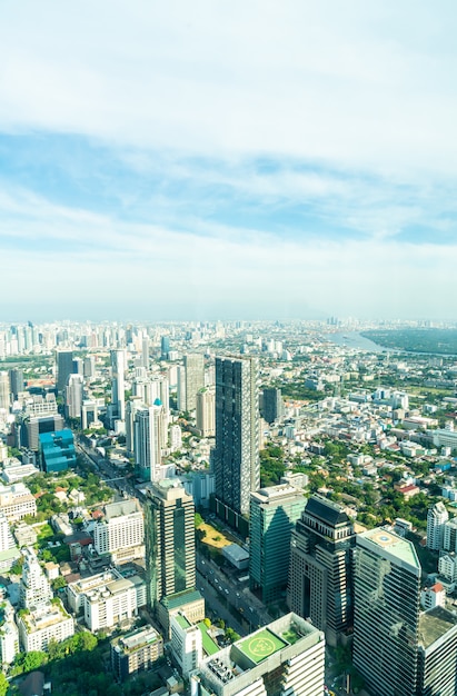 Bela vista da cidade com arquitetura e construção em bangkok tailândia