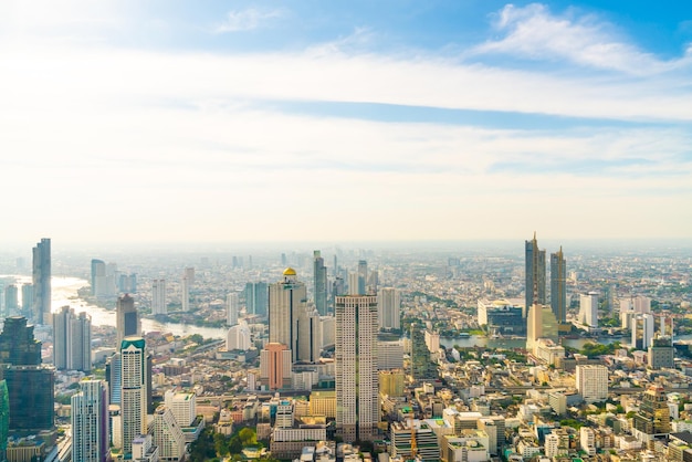 Bela vista da cidade com arquitetura e construção no horizonte de Bangkok Tailândia