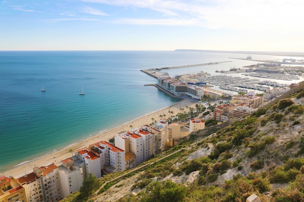 Bela vista da cidade de Alicante, Costa Blanca, Espanha