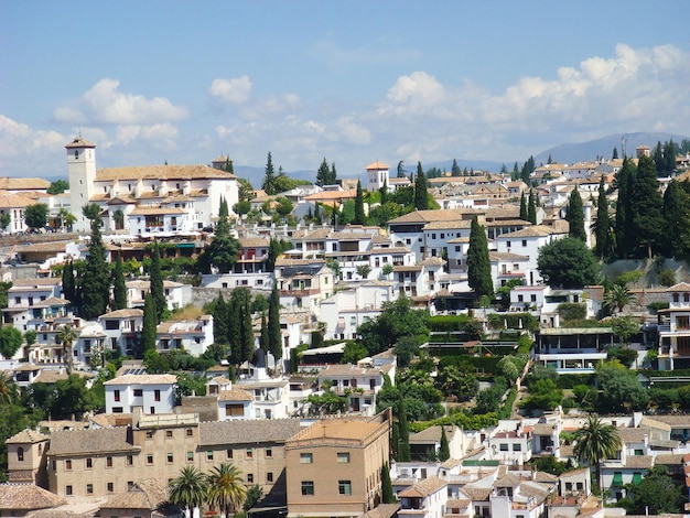 Bela vista da cidade em um dia de verão Alhambra Granada Espanha