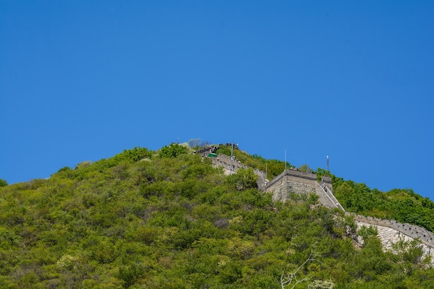 Bela vista das montanhas e da parede Grande Muralha a grande estrutura artificial