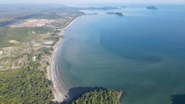 Bela vista de uma praia