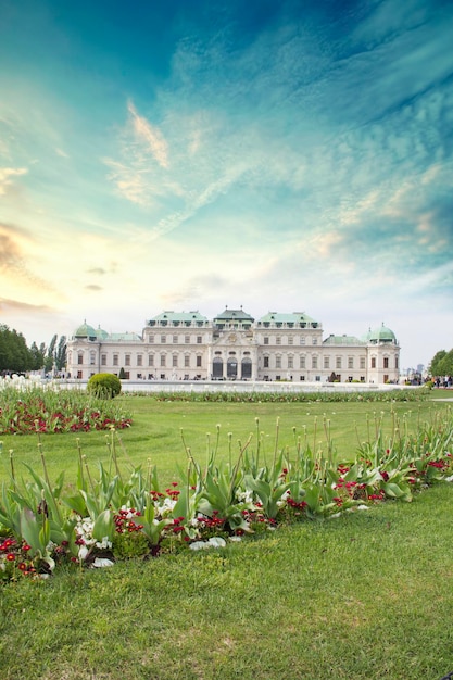 Bela vista do Palácio Belvedere em Viena, Áustria