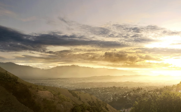 Bela vista do pico da montanha