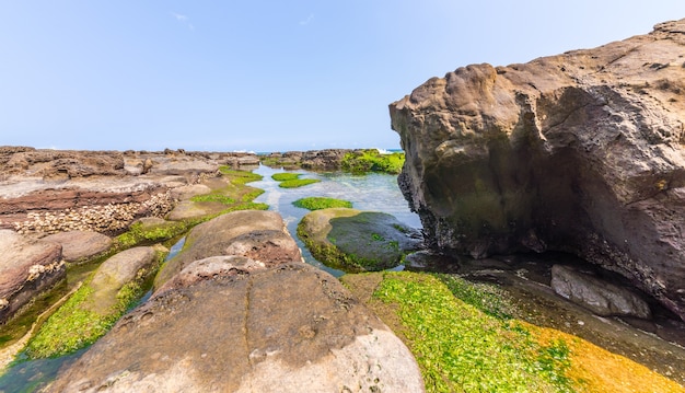 Foto bela vista na costa de taiwan