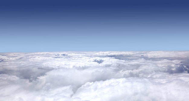 Bela vista panorâmica acima das nuvens da janela do avião para o horizonte