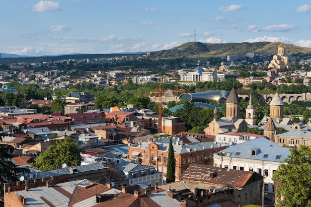 Bela vista panorâmica da cidade de tbilisi, georgia europa, cidade velha, distrito de sololaki