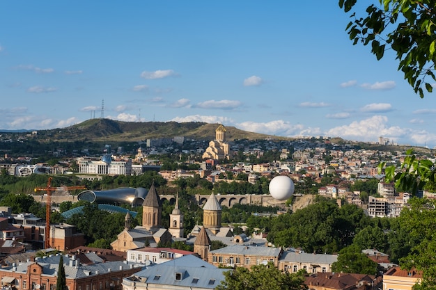 Bela vista panorâmica da cidade de tbilisi, georgia europa, cidade velha, distrito de sololaki