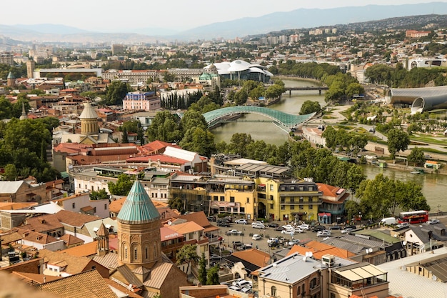 Bela vista panorâmica de Tbilisi, na Geórgia