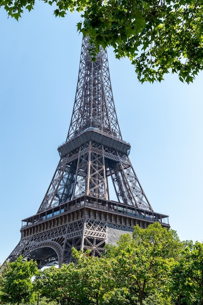 Belas imagens da Torre Eiffel em Paris