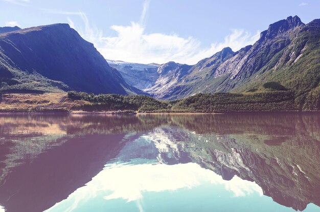 Belas montanhas naturais, paisagens de norwey