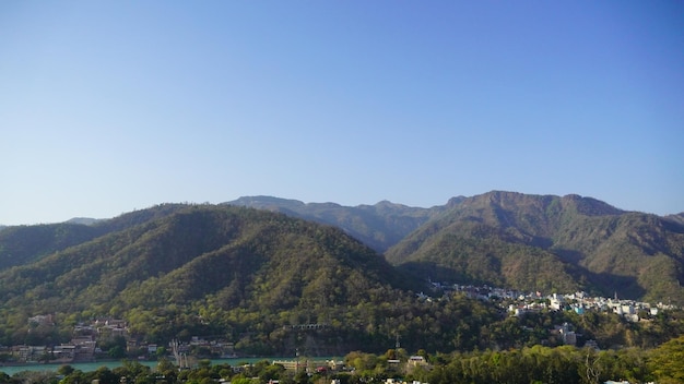 belas montanhas paisagem de rishikesh