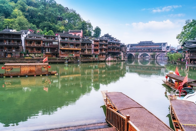 Belas paisagens da antiga cidade de fenghuang