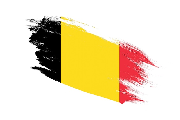 Belgien-Flagge mit Pinselstrich-Effekten auf isoliertem weißem Hintergrund