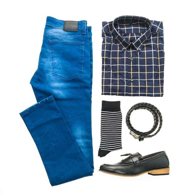 Bellas prendas de moda y ropa para hombres casuales