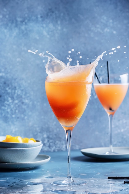 Bellini de coquetel italiano tradicional