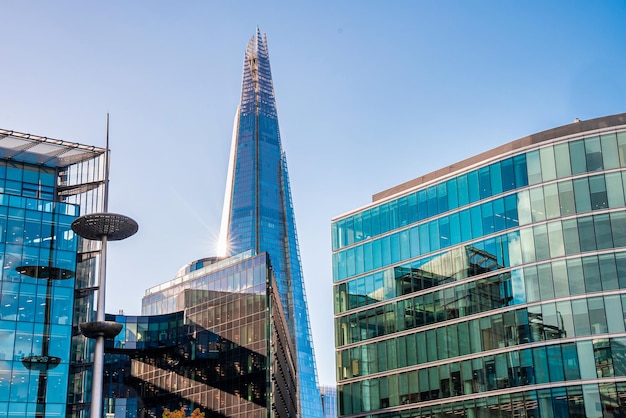 Belo close-up vista do arranha-céu Shard em Londres, Reino Unido.