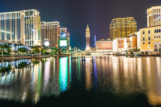 Foto belo edifício de arquitectura do veneziano e outro hotel resort e casino