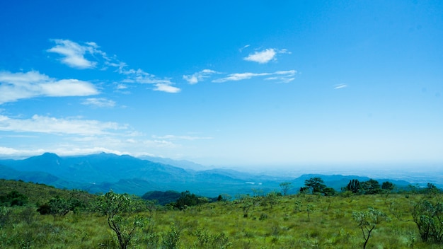 Belo ponto de vista da montanha tamil nadu