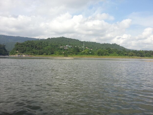 Foto belo rio e fundo do lago natural