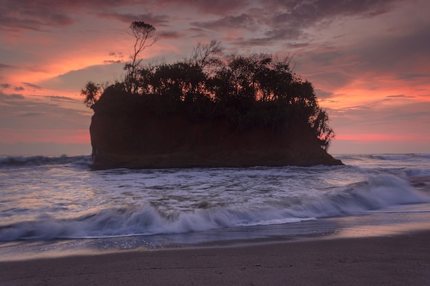 Bengkulu-Strand mit Sonnenuntergang