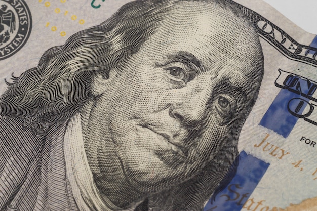 Benjamin Franklins Porträt auf einer neuen 100-Dollar-Banknote.