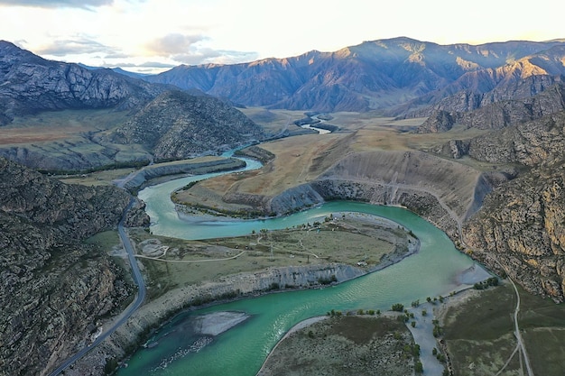 Berg Altai Fluss Draufsicht Drohne, Landschaft Altai Tourismus Draufsicht