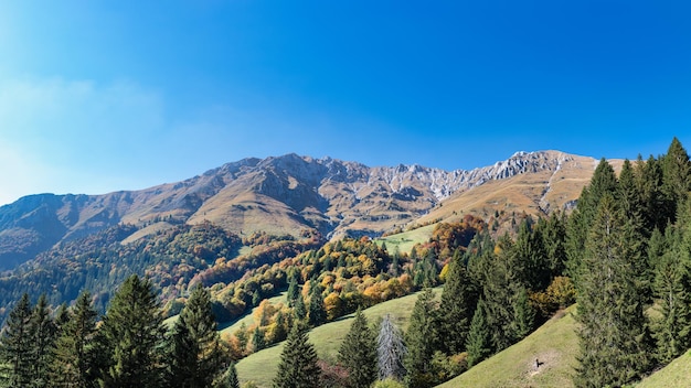 Berg Menna im Serina-Tal in den Orobischen Alpen