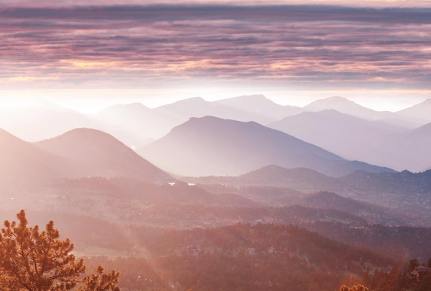 Berge am Sonnenuntergang