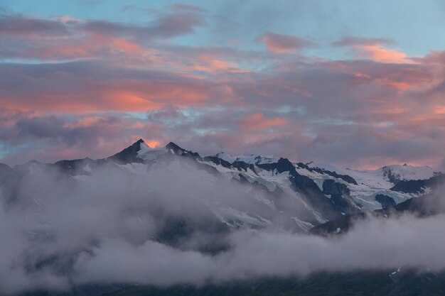 Berge am Sonnenuntergang