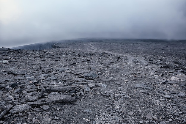 Berge Felsen Steine Nebel Landschaft, Hintergrund Minimalismus