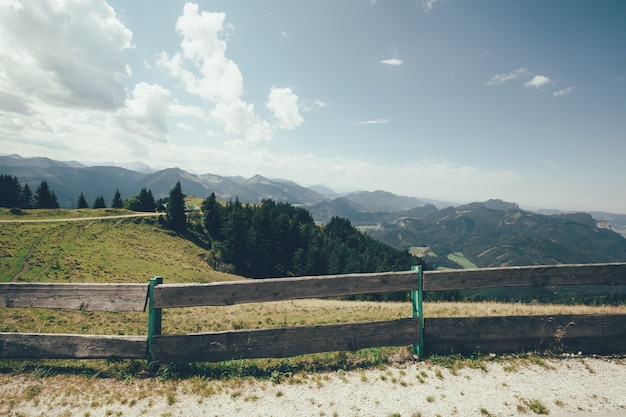 Berge in den alpen in österreich.