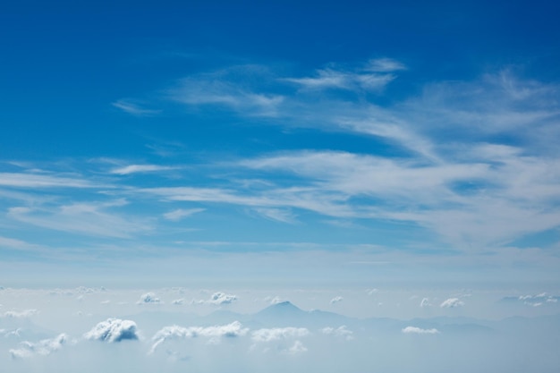 Berge in Wolken Kodaikanal Tamil Nadu
