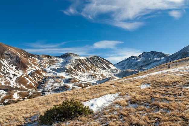 Berge mit Schnee - Pyrenäen