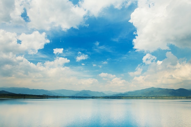 Berge und Flüsse