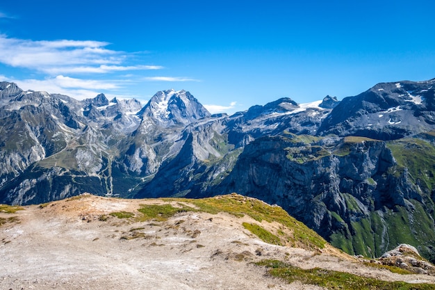 Berggletscher-Landschaftsansicht vom Petit Mont Blanc-Gipfel in Pralognan la Vanoise, französische Alpen