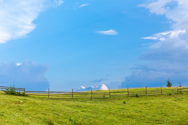 Berghügel reine Natur ländliche Landschaft