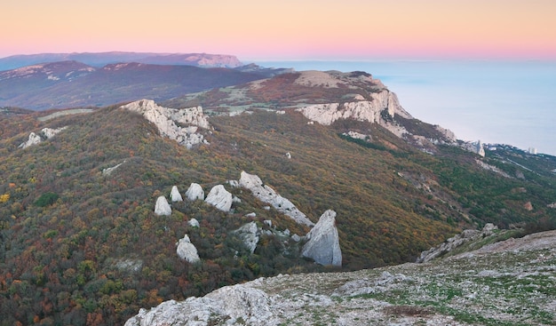 Bergpanoramalandschaft