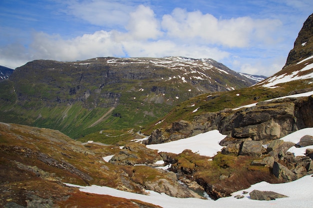 Bergstraße, weg zum aussichtspunkt dalsnibba zum geirangerfjord,