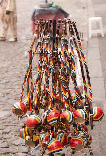 Berimbau à venda no pelourinho em salvador bahia brasil.