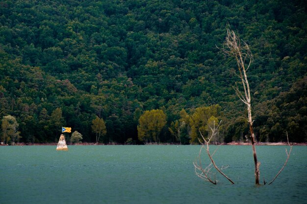 Überschwemmungen am spanischen See Sau in Katalonien.