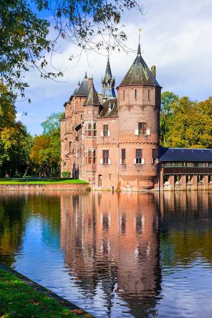 Berühmte schöne mittelalterliche Burgen Europas