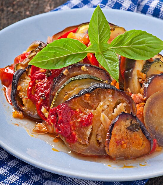 Berühmtes französisches Gericht aus der Provence. Gemüse Ratatouille.